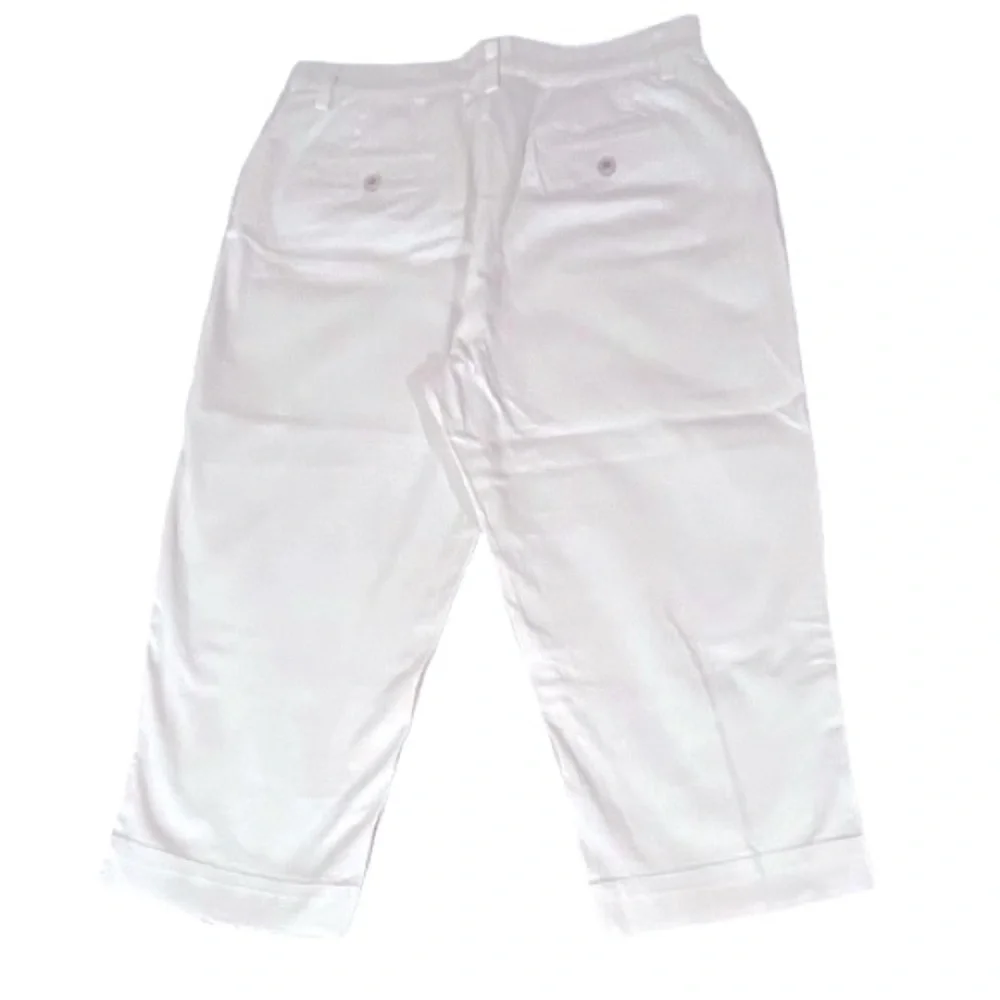 Lee- White Stretch Classic Cropped Pants. Size: 12 - Picture 3 of 4